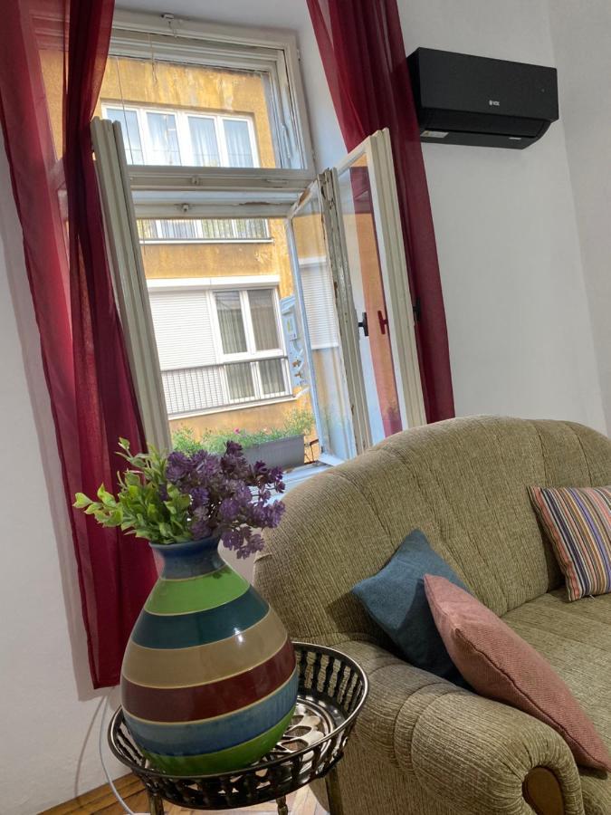 Nf'S Home Lovely Apartment In Heart Of Saraievo Exterior foto